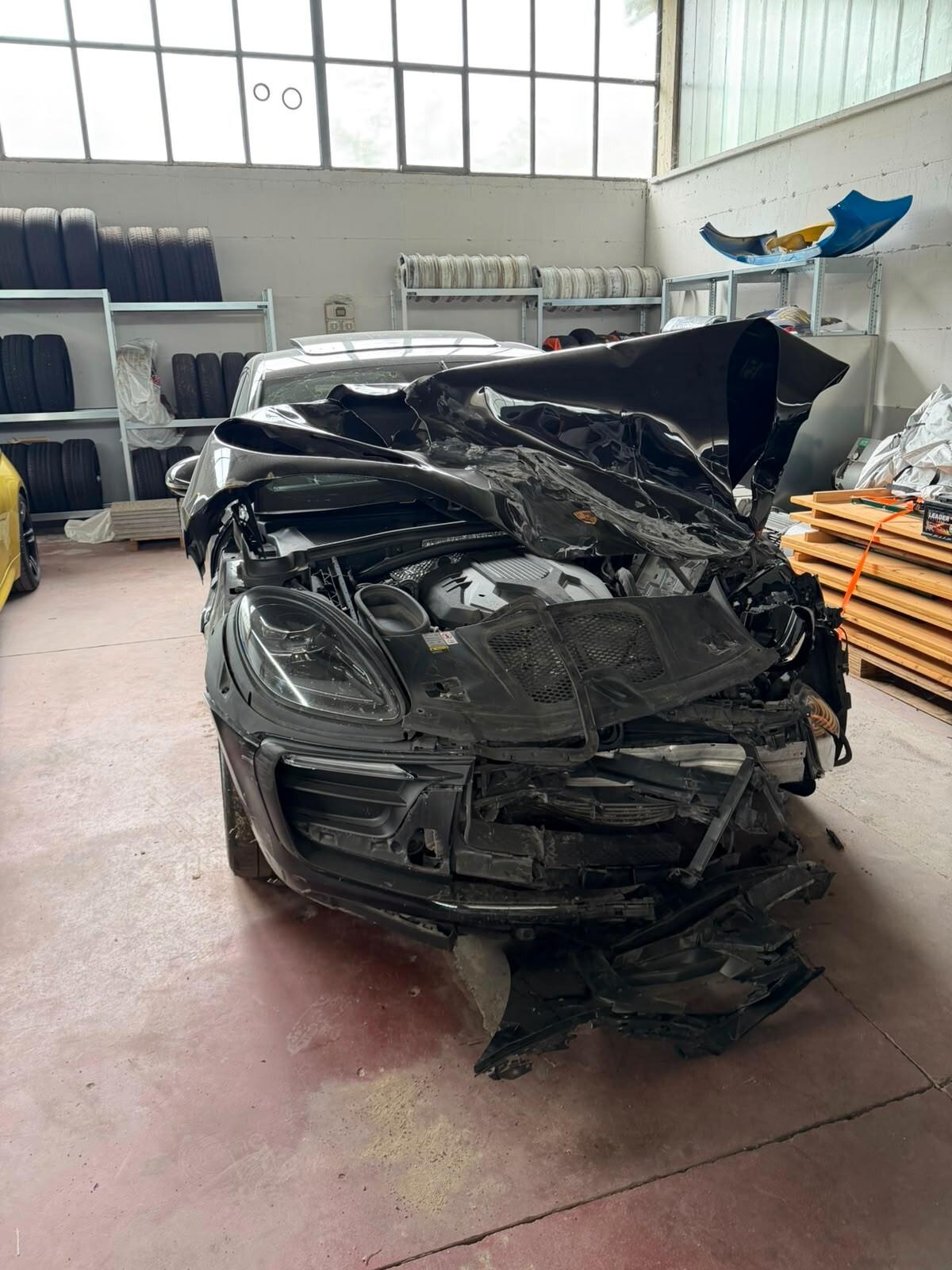 Porsche Macan 2.0 T 265cv 12-2022