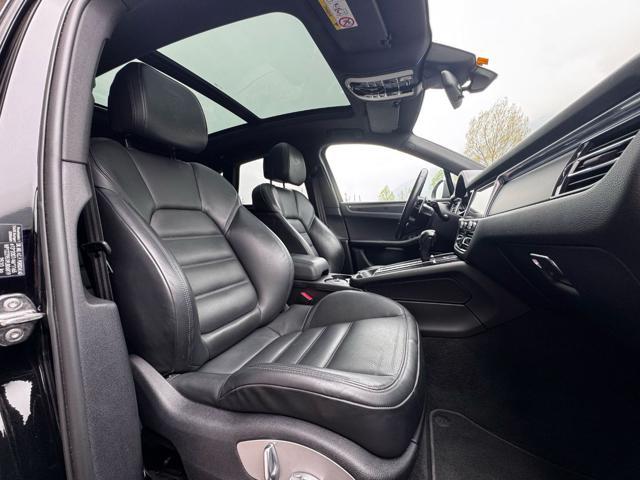 PORSCHE Macan 2.0 T Panorama Sport Chrono IVA Esposta