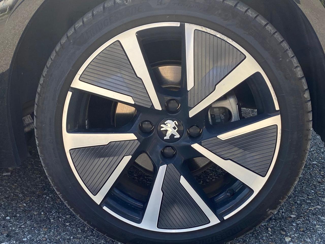 Peugeot 208 GT e-208 #6931