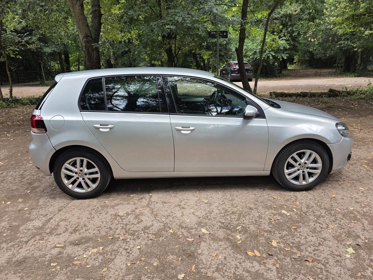 VOLKSWAGEN GOLF 6 1.6 TDI - DSG - EURO5