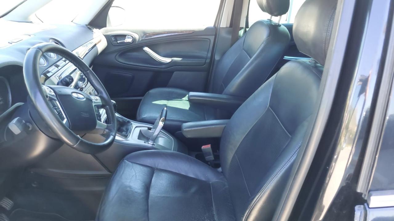 Ford Galaxy 2.0 TDCi 140 CV Ghia 7 mosti motoristicamente perfetta