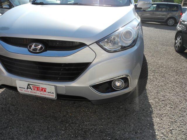 HYUNDAI iX35 2.0 CRDi 2WD 135cv - OK NEOPATENTATI -"DA VETRINA"