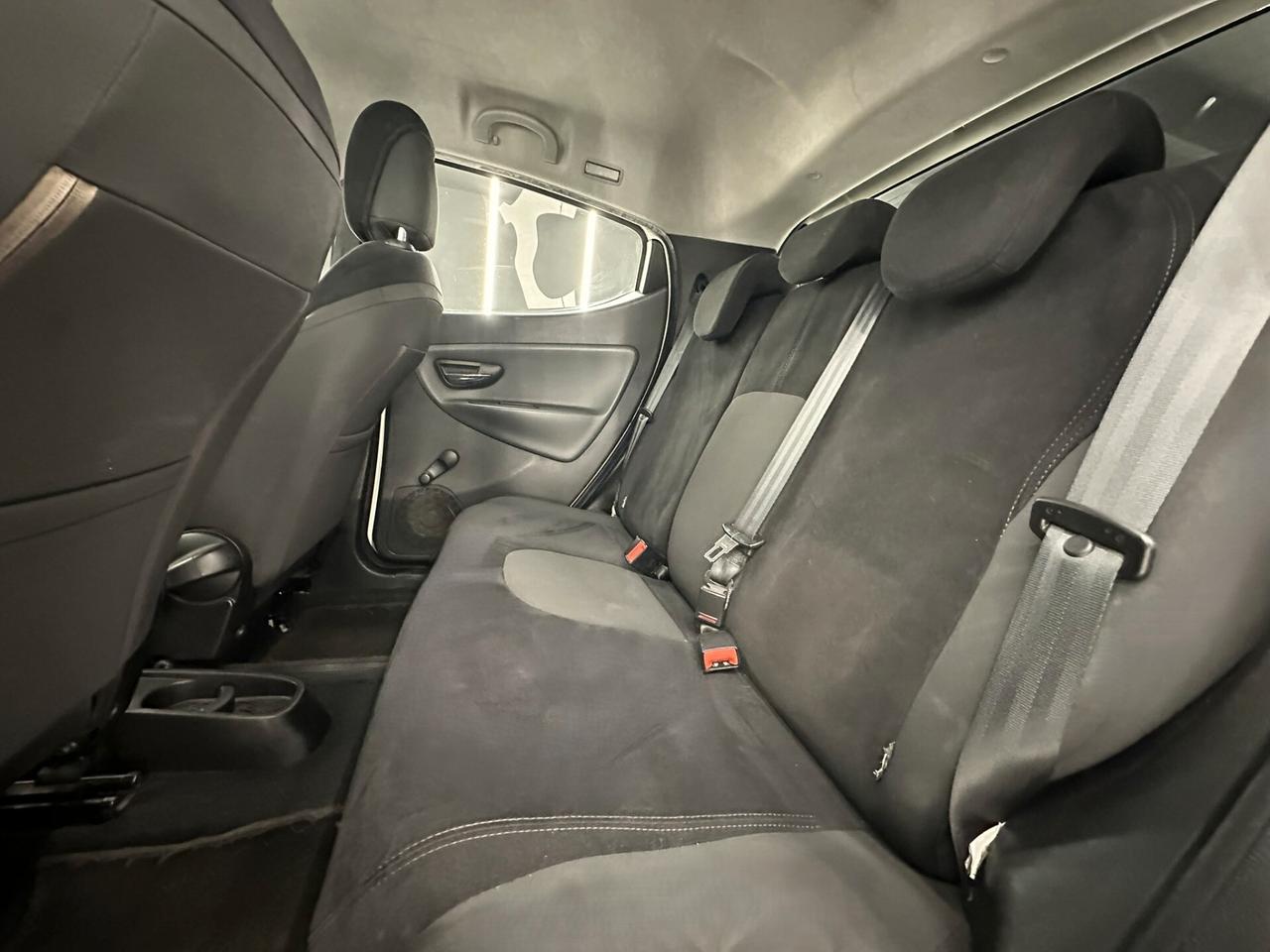 Lancia Ypsilon 1.2 69CV GPL-NEOPATENTANTI-KM CERTIFICATI-PERMUTE