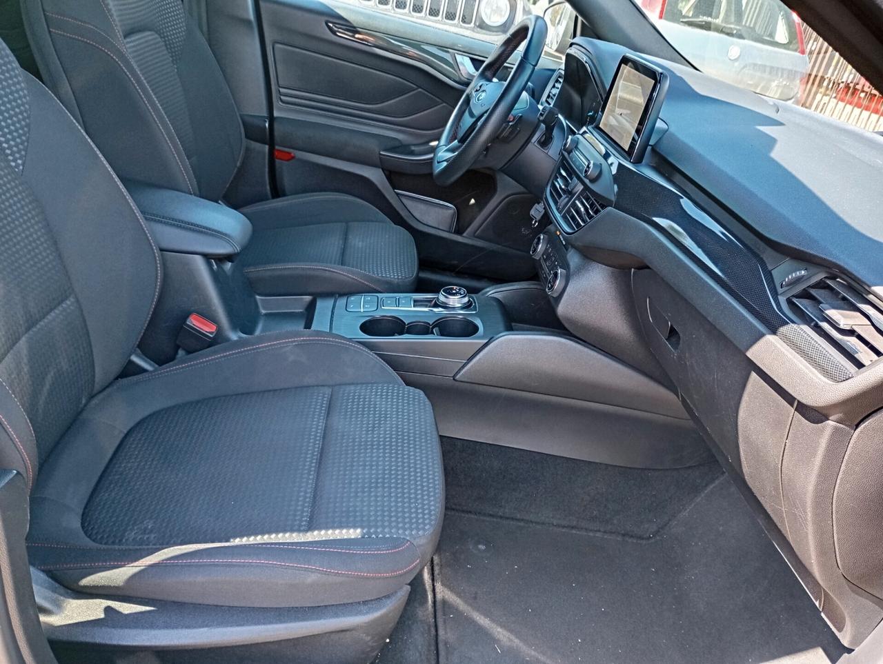 Ford Focus 5P 1.0 EcoBoost 125CV ST Line Aut.