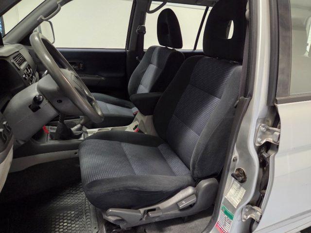 MITSUBISHI Pajero Sport 2.5 TDI cat GLS Autocarro 5 POSTI