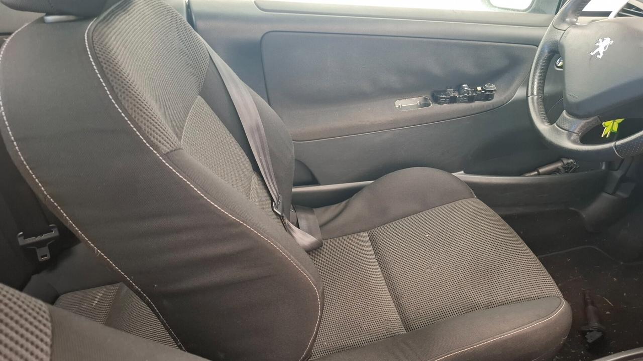 Peugeot 207 1.6 VTi 120CV CC cabrio