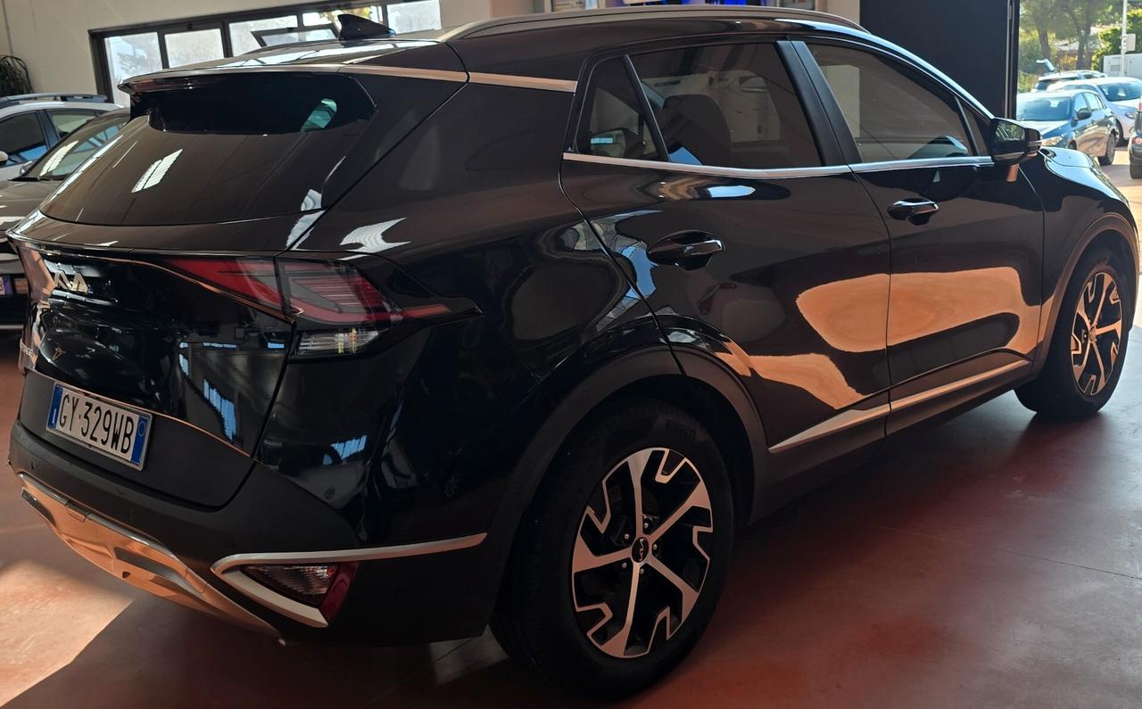 Kia Sportage 1.6 T-GDi HEV 239 CV (176 kW) AT6 AWD – Il SUV Premium Tecnologico Integrale