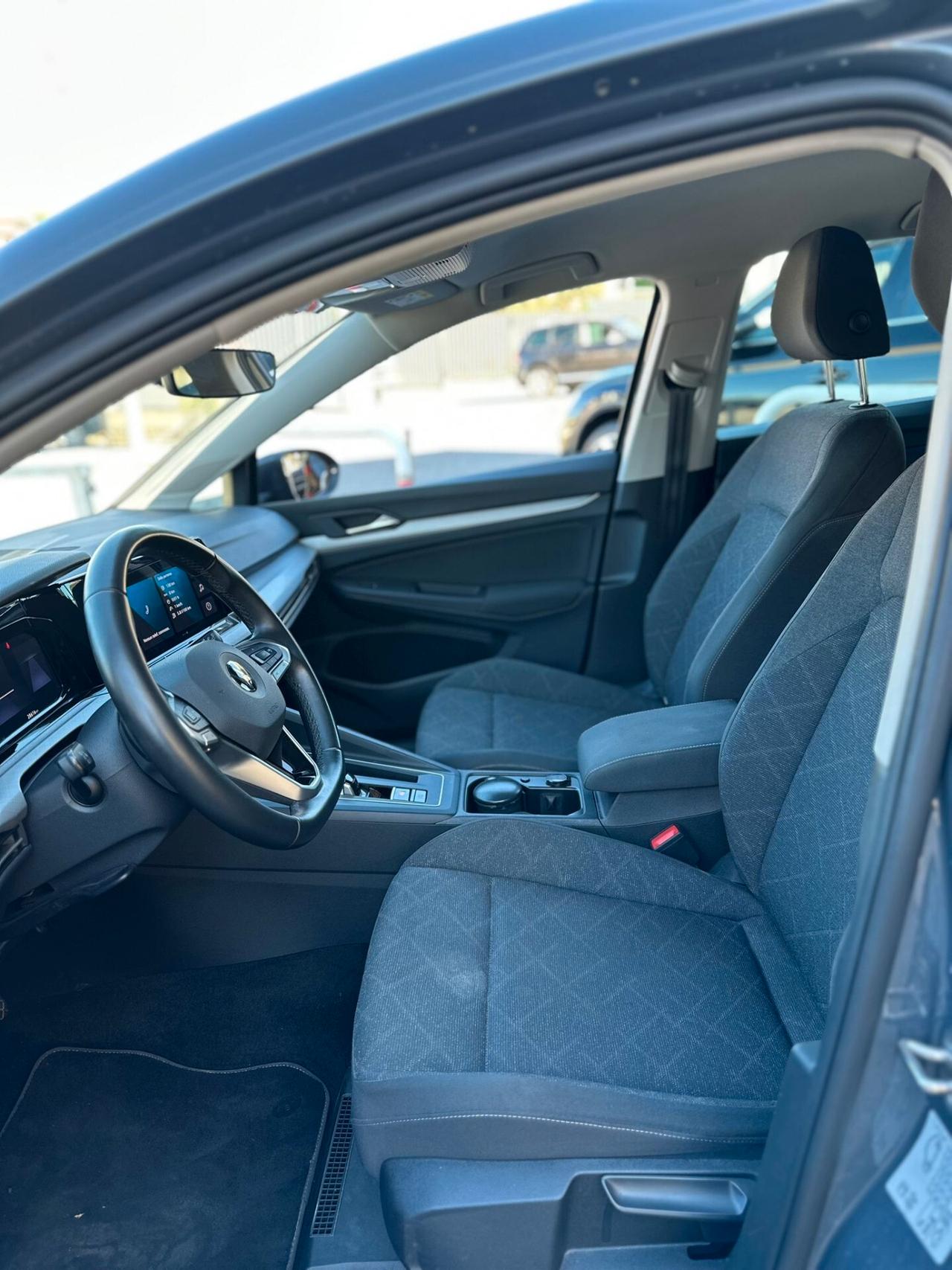 Volkswagen Golf 1.0 eTSI EVO DSG Life - 2021