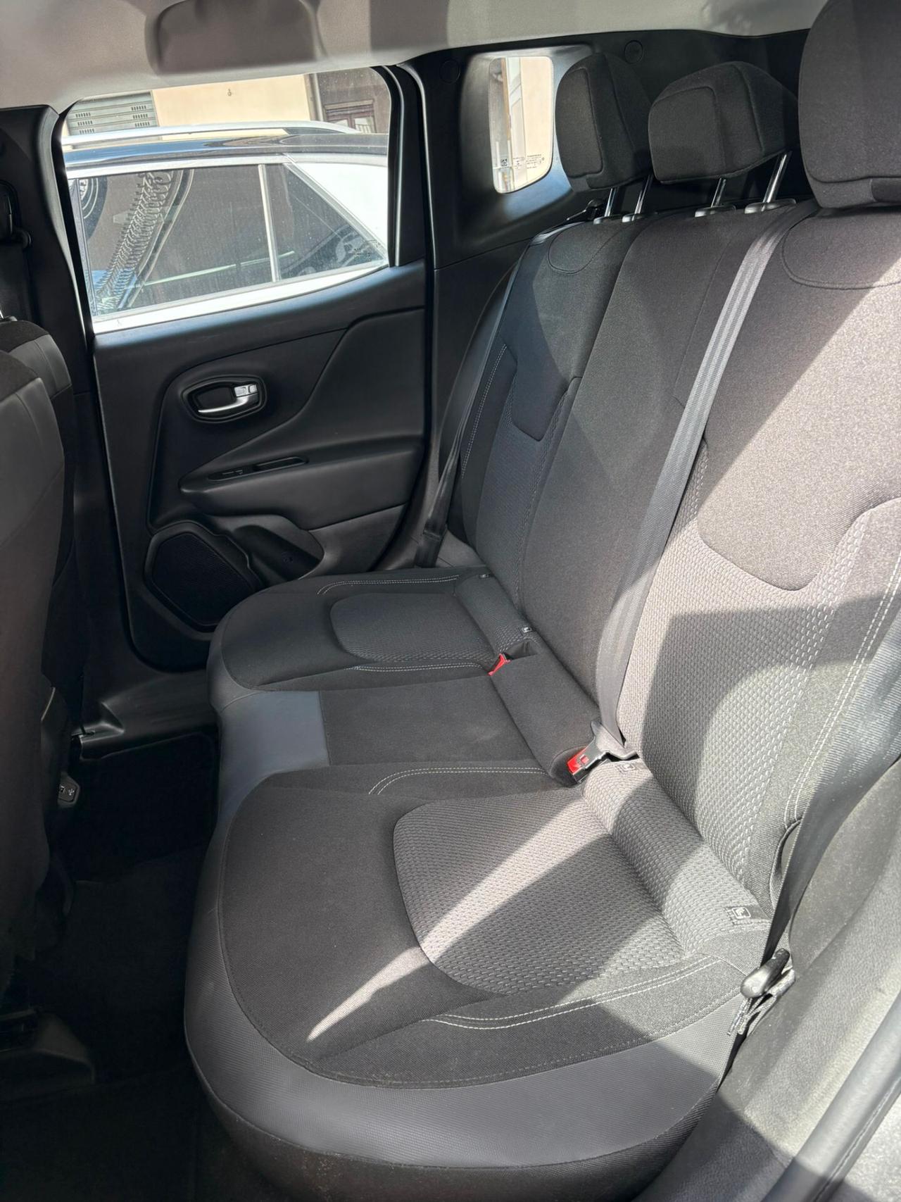 Jeep Renegade 1.6 Mjt 120 CV Longitude