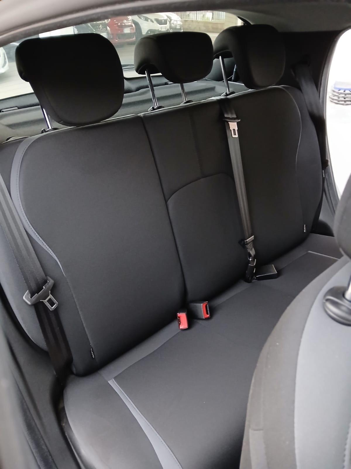 Lancia Ypsilon 1.2 69 CV 5 porte Gold dal nord Italia Toscana