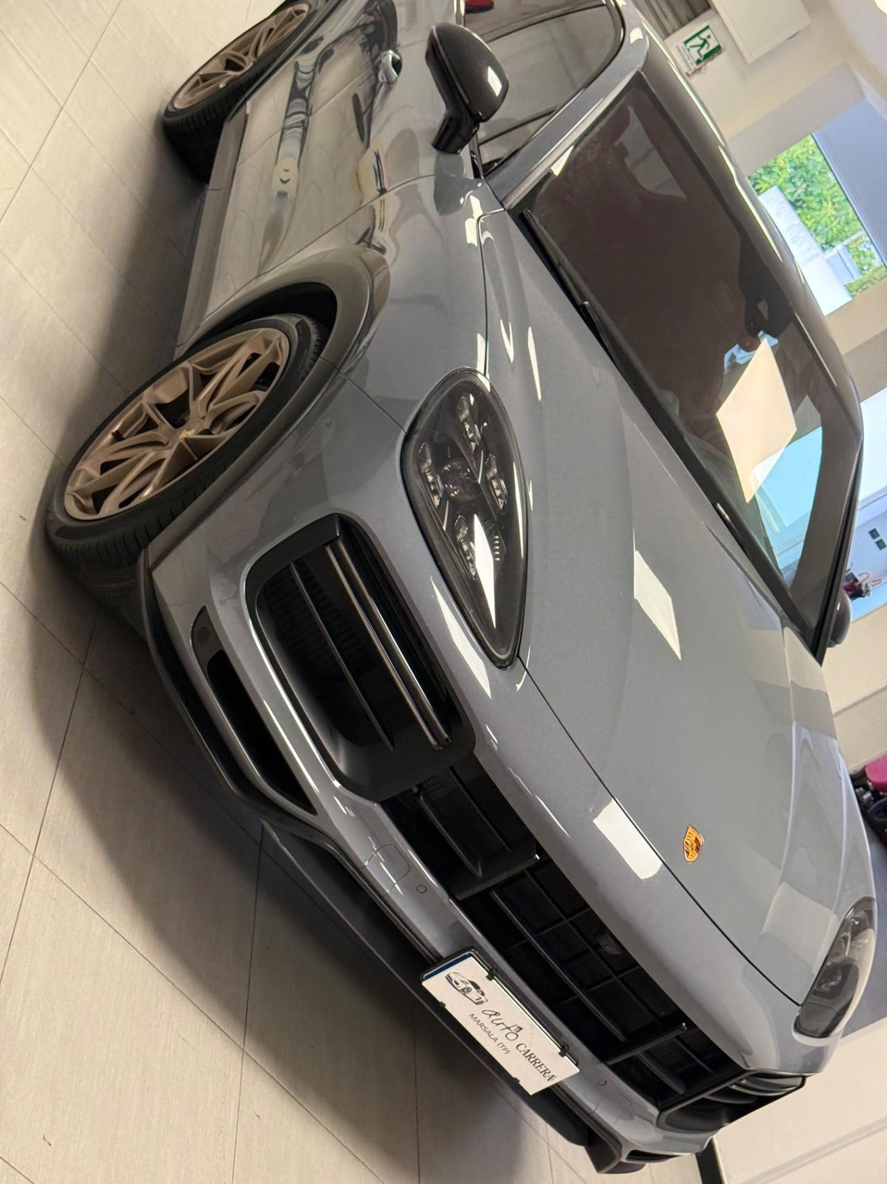 Porsche Cayenne Coupé 4.0 Turbo GT