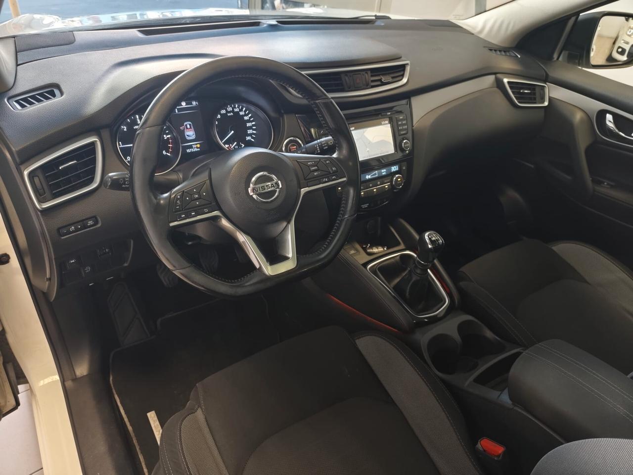 Nissan Qashqai 1.5 dCi N-Connecta