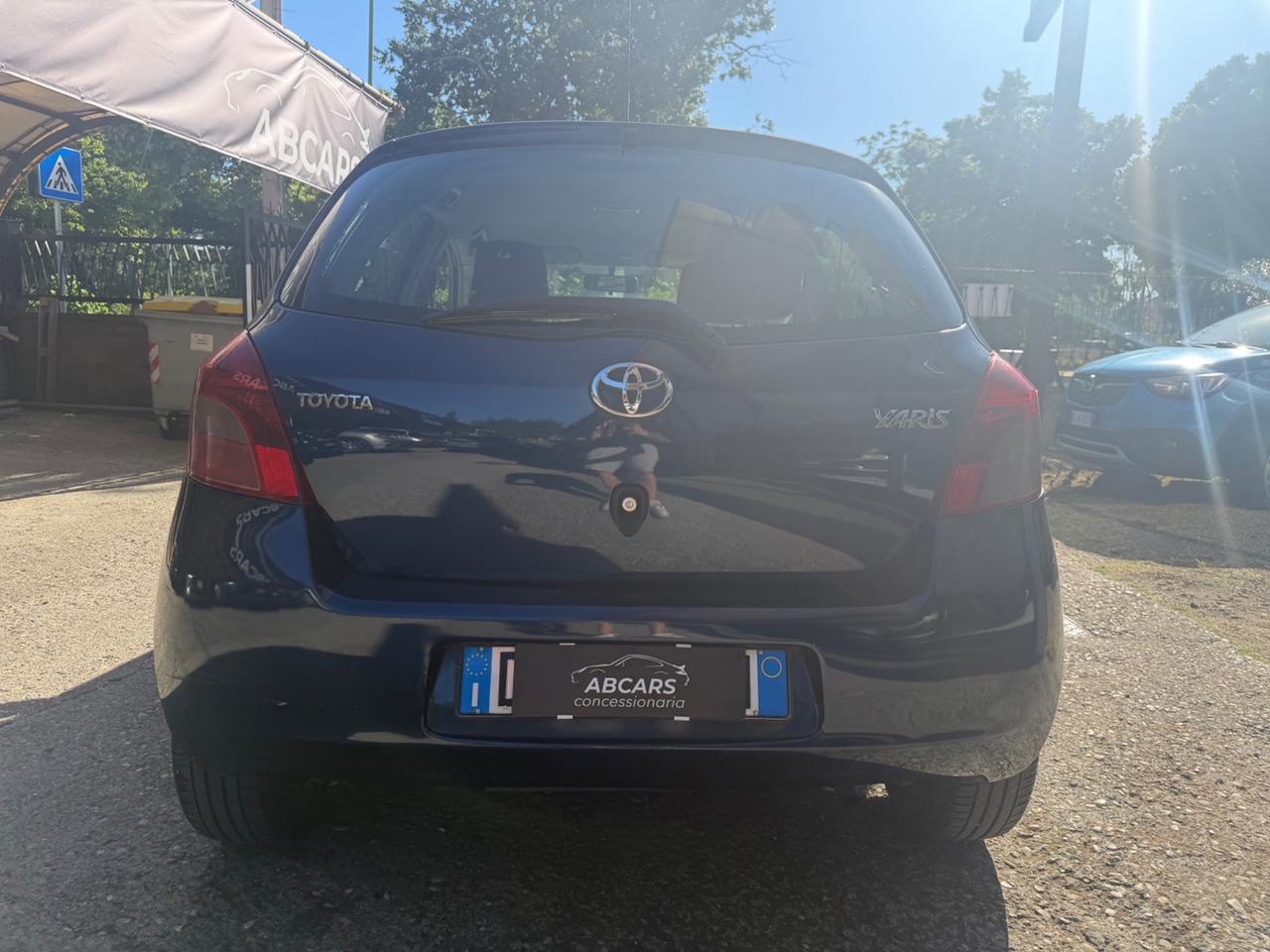 Toyota Yaris 1.0 5 porte Sol