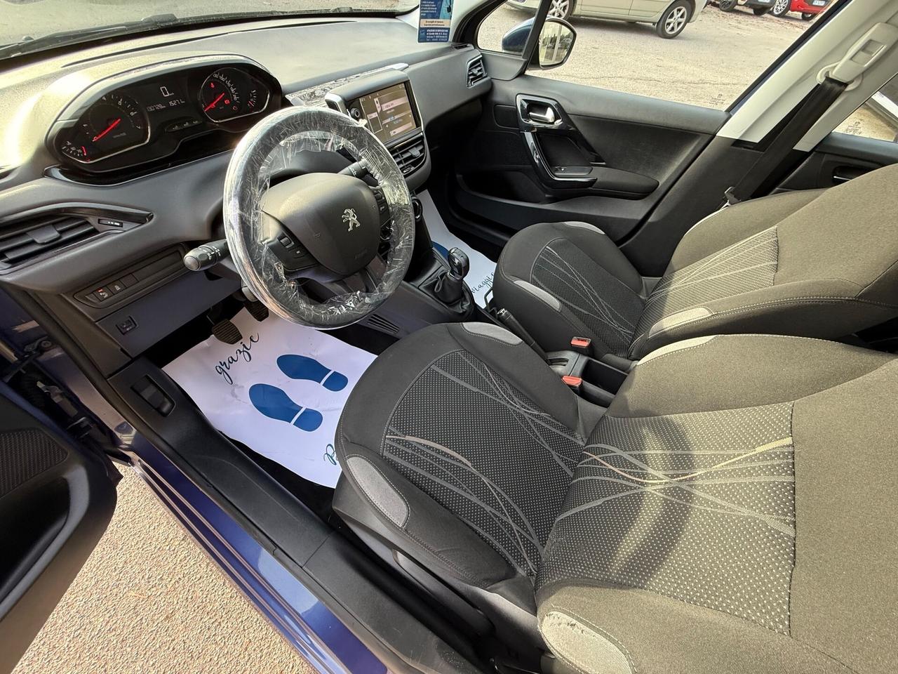 Peugeot 208 1.4 VTi 95 CV 5p - Neopatentati