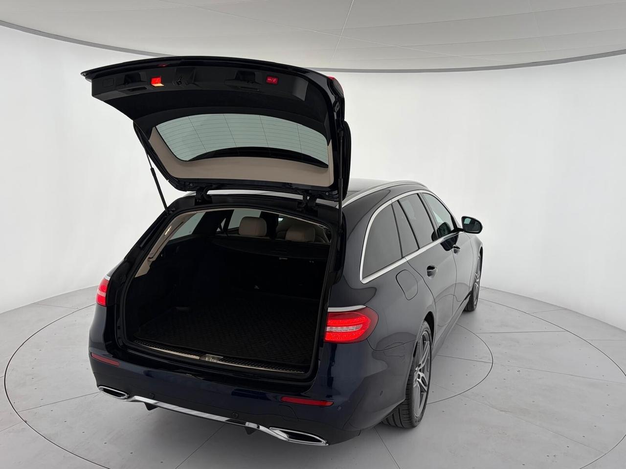 Mercedes E220 SW d Exclusive 4matic auto