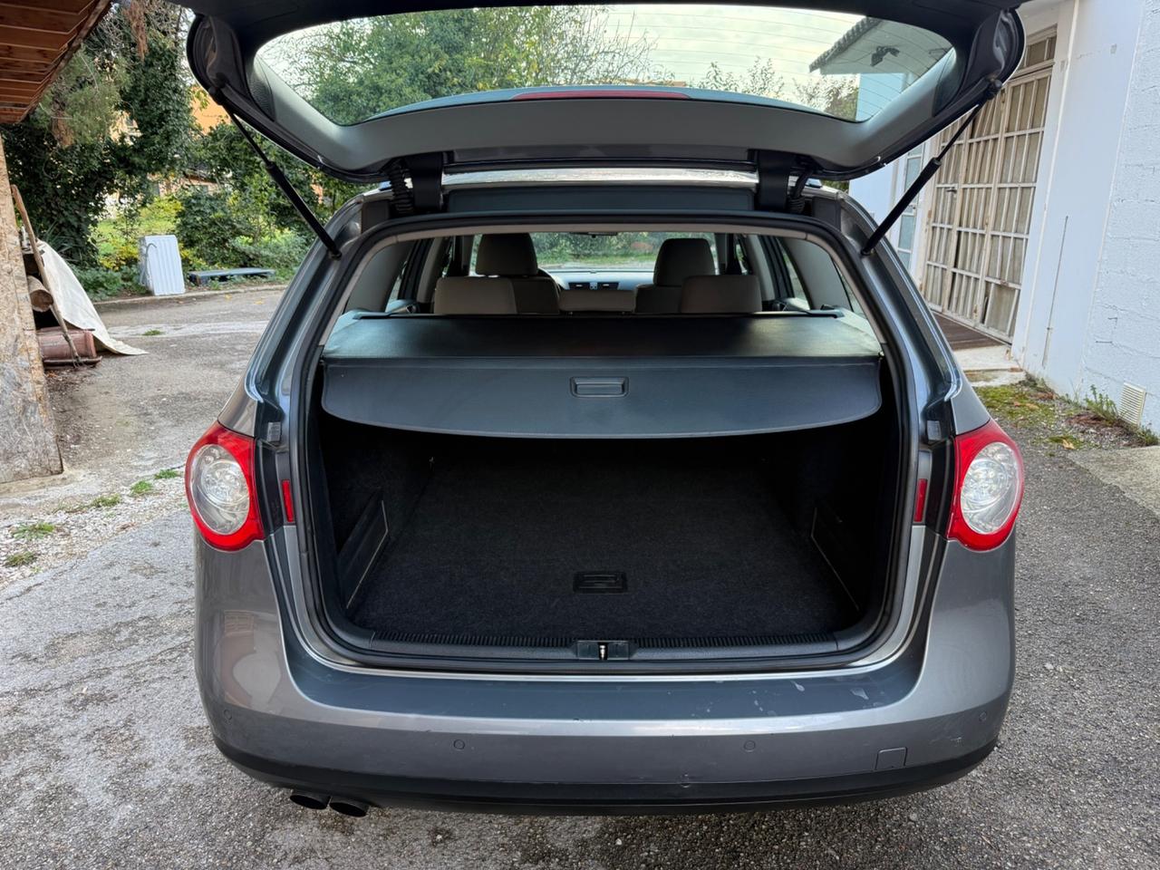 Volkswagen Passat 2.0 TDI Var. Highline