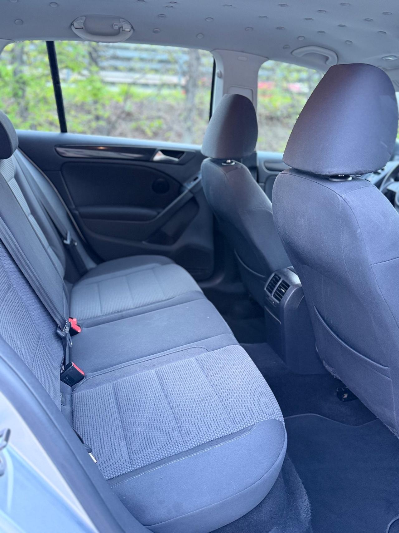 Volkswagen Golf 1.6 TDI ok neopatentati