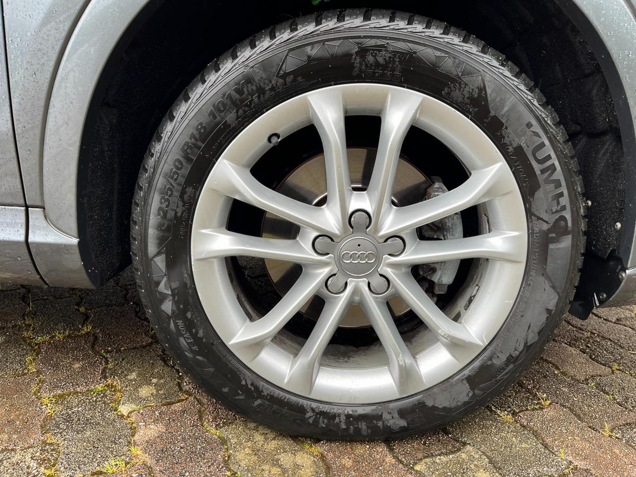 Audi Q3 2.0 TDI 140 CV quattro S tronic S Line Edition