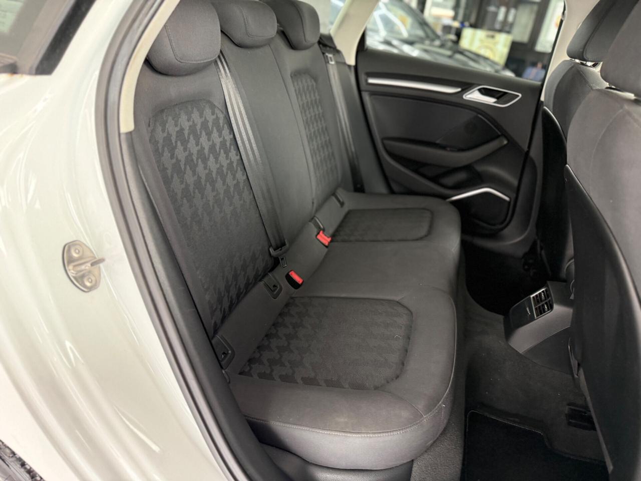 Audi A3 1.2 TFSI 110 CV Ambiente