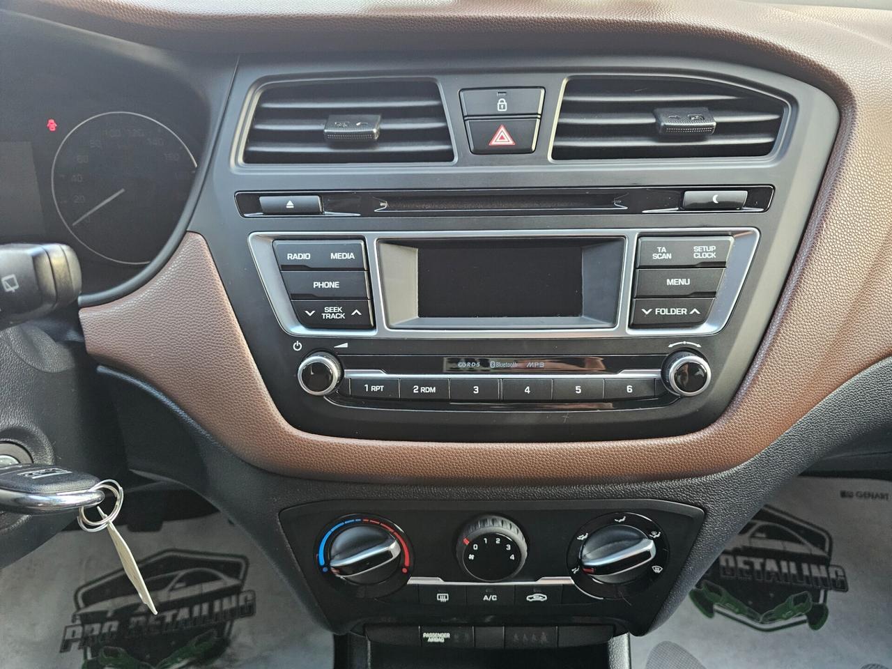 Hyundai i20 1.2 84 CV 5 porte Gpl
