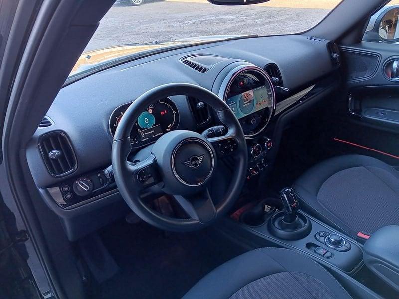 MINI Mini Countryman F60 Mini Countryman 2.0 Cooper D Essential auto