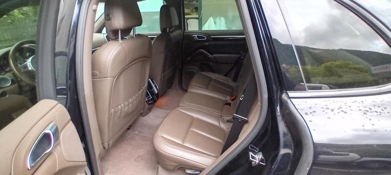 Porsche Cayenne 4.8 S