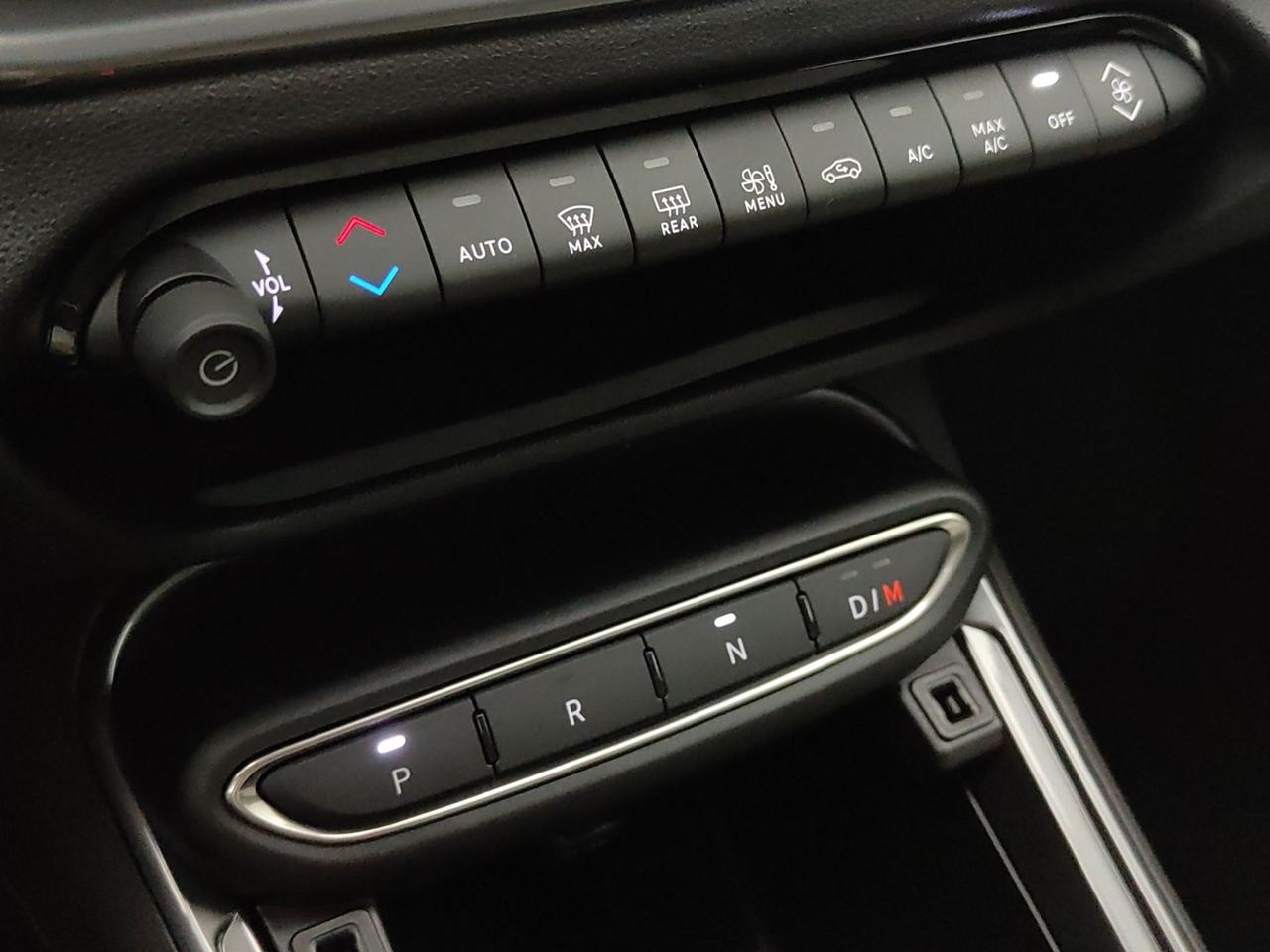 FIAT 600 IV 2023 1.2 MHEV 110CV DCT LA PRIMA