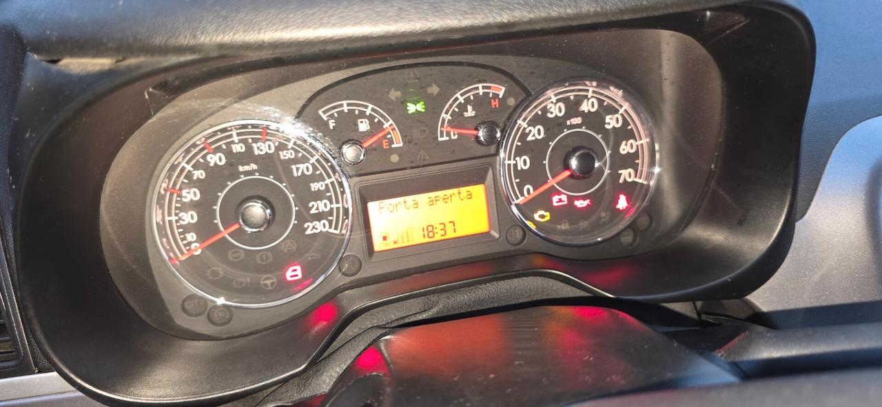 Fiat Grande Punto 1.4 5 porte Actual Natural Power