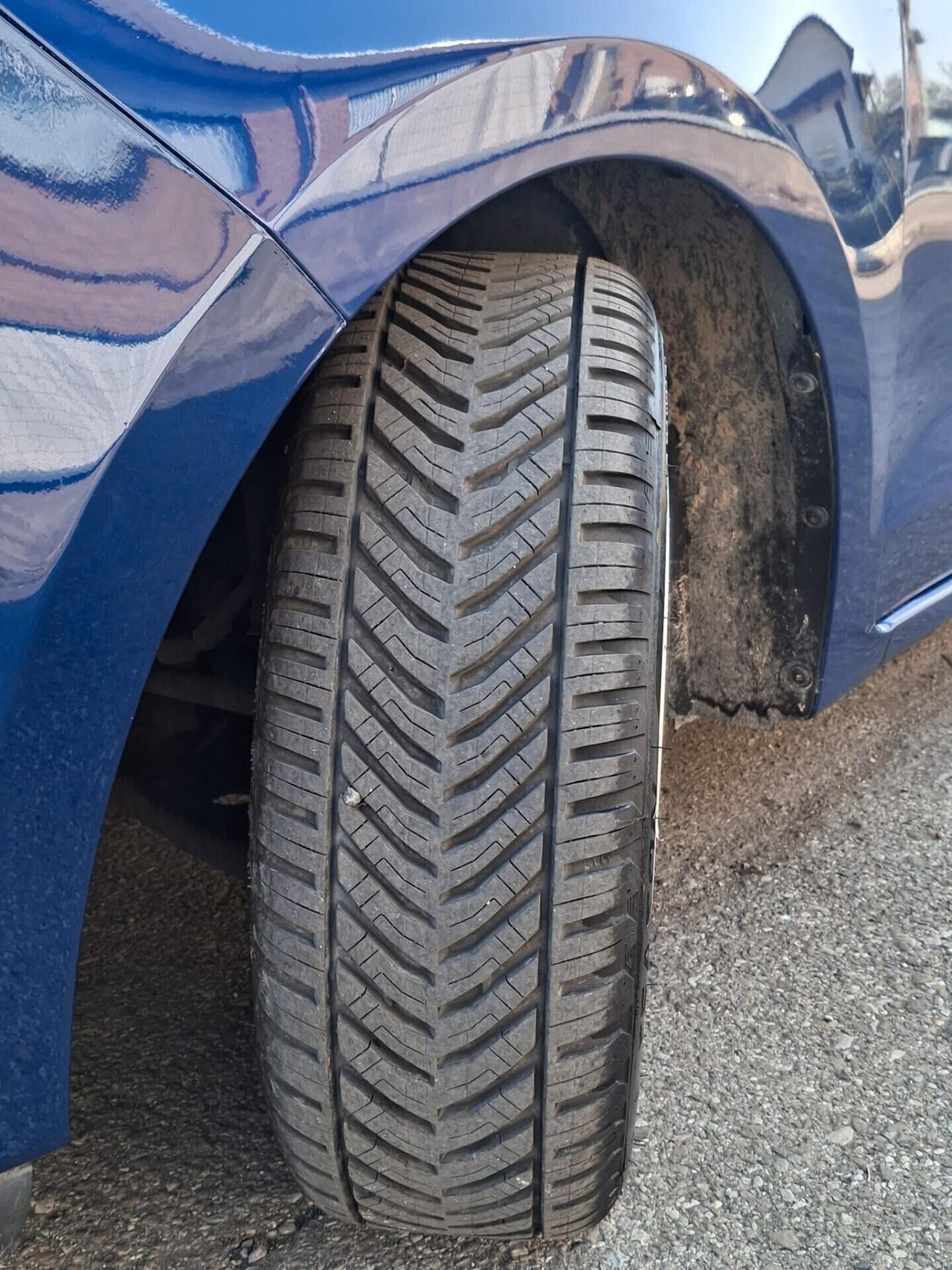 Ford Ka 1.2 Ti-VCT 85CV Ultimate KA PLUS 5 PORTI