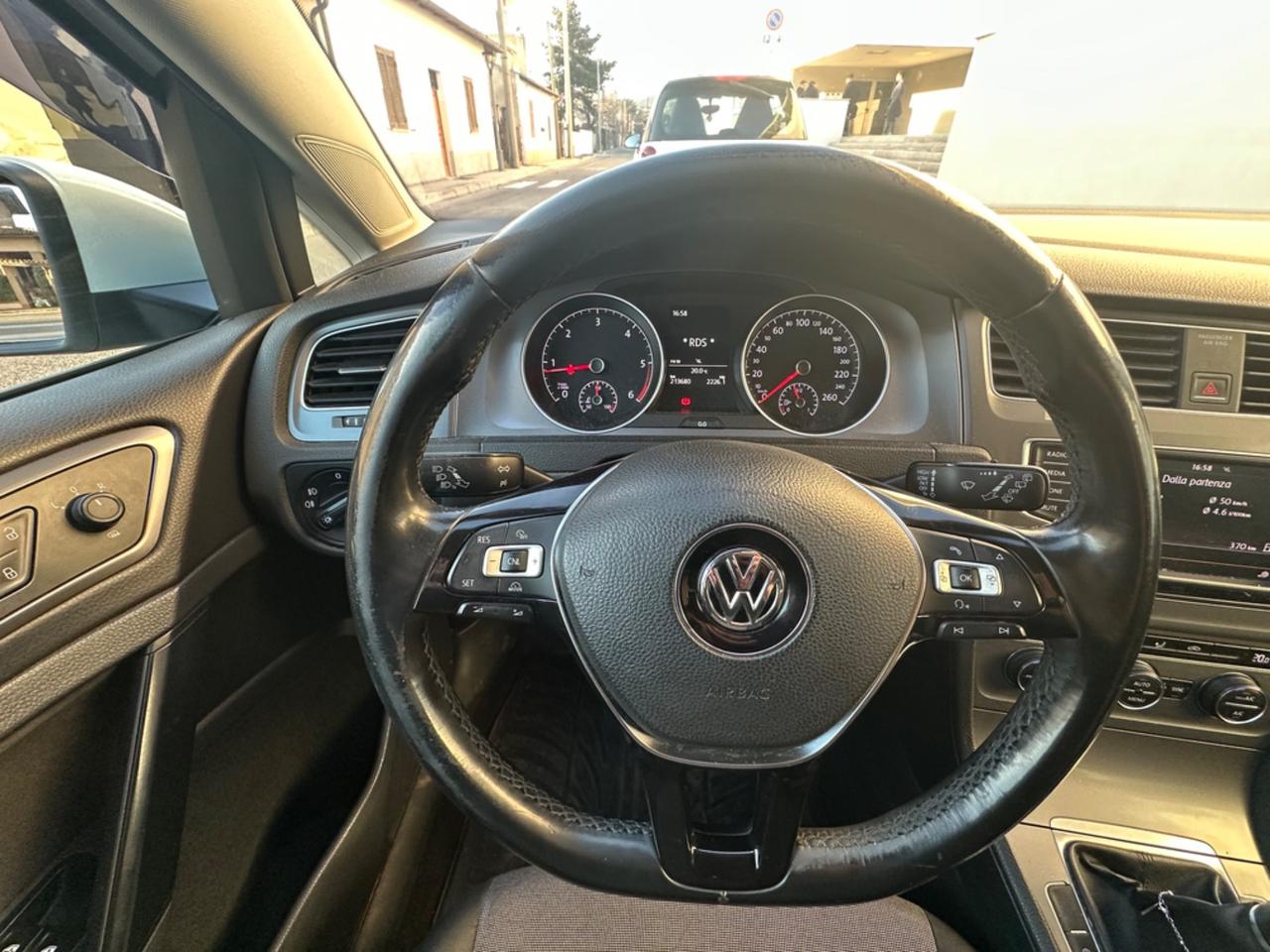 Volkswagen Golf 2.0 TDI 5p. Highline BlueMotion Technology