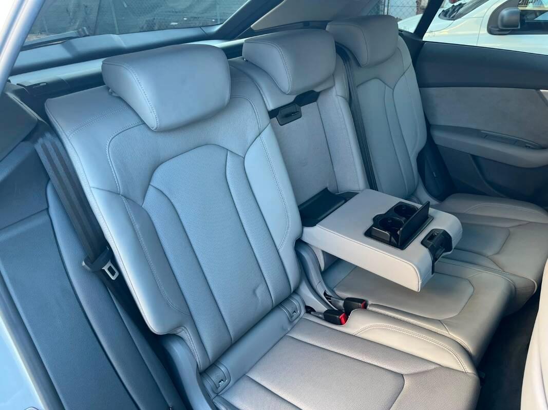 Audi Q8 55 3.0 tfsi e quattro tiptronic