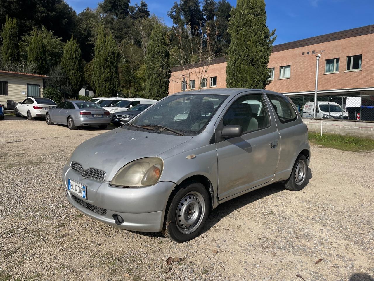 Toyota Yaris 1.0i 16V cat 3 porte Sol