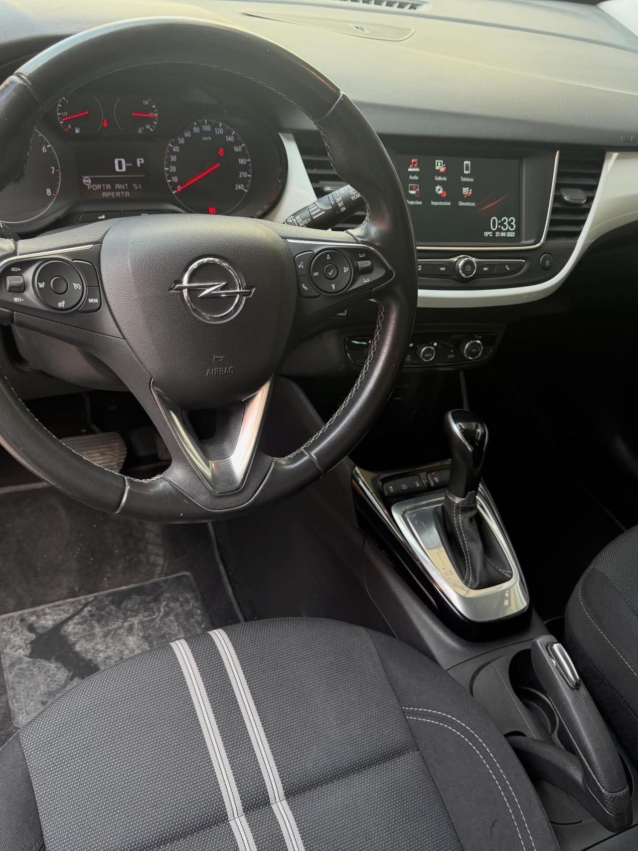 Opel Crossland 1.5 ECOTEC D 110 CV Start&Stop Design & Tech