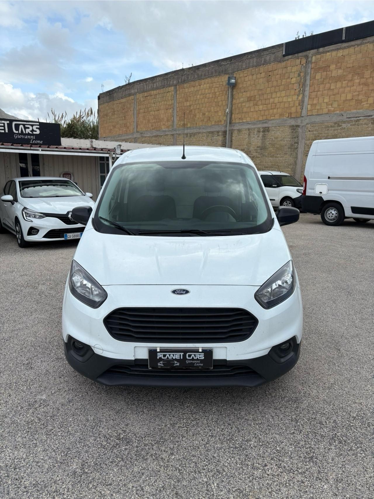 Ford Transit Courier 1.5 TDCi 75CV Van Entry