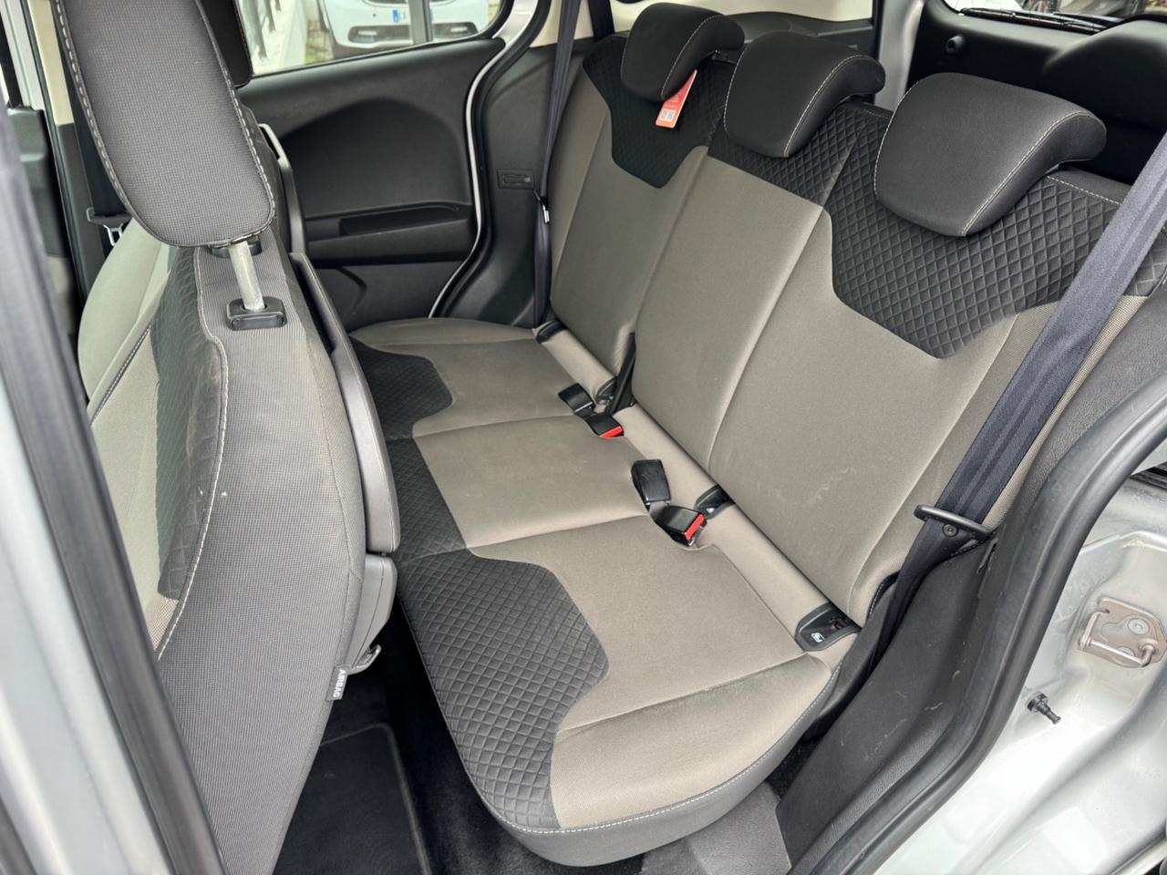 Ford Tourneo Courier Tourneo Courier 1.5 TDCI 75 CV S&S Sport