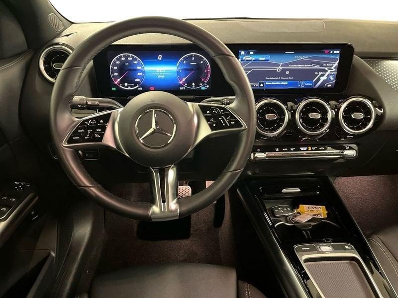 Mercedes-Benz GLA 180 d Automatic Business Extra