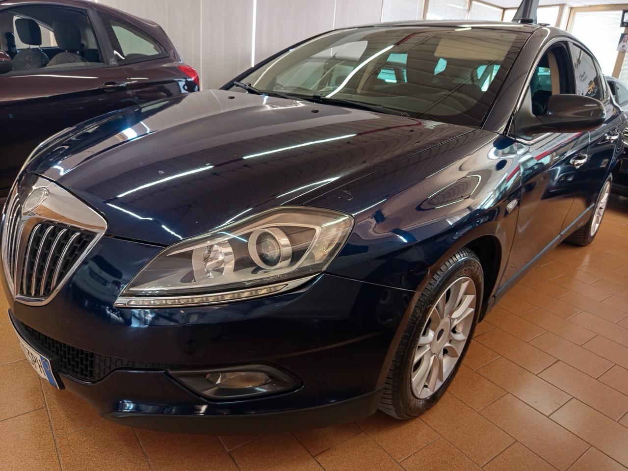 Lancia Delta 1.6 MJT DPF Platino, 111 Mila chilometri ok neopatentati