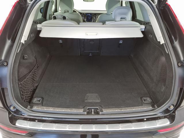 VOLVO XC60 B5 (d) AWD Geartronic Momentum Pro