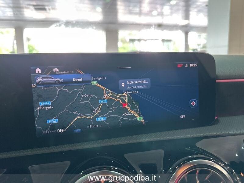 Mercedes-Benz Classe A - W177 2023 A 180 d AMG Line Premium auto