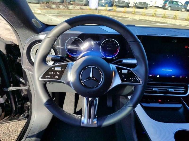 Mercedes-Benz CLA 200 Automatic Coupé Advanced Plus