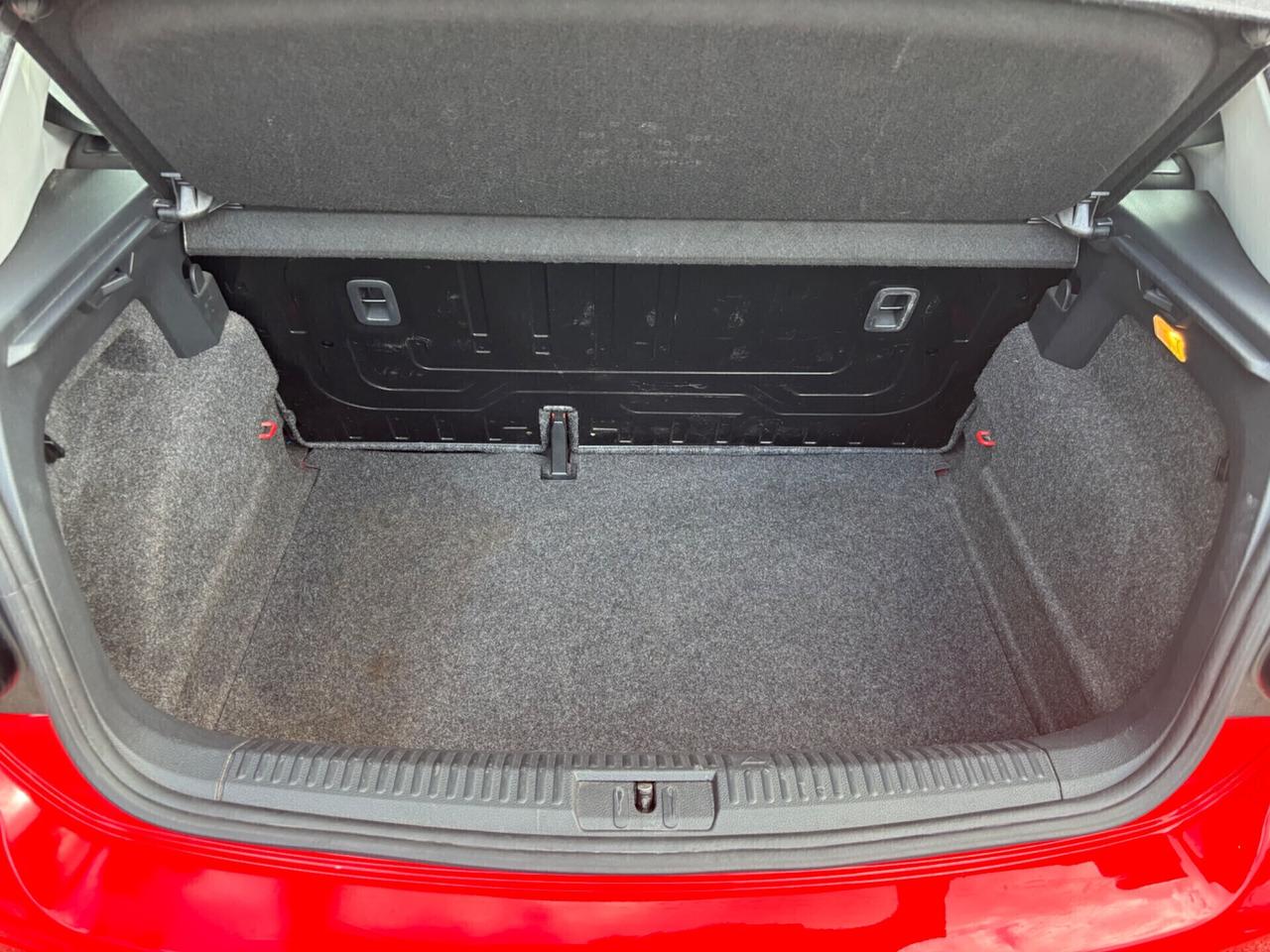 Volkswagen Polo 1.0 5 porte ok neopatentati