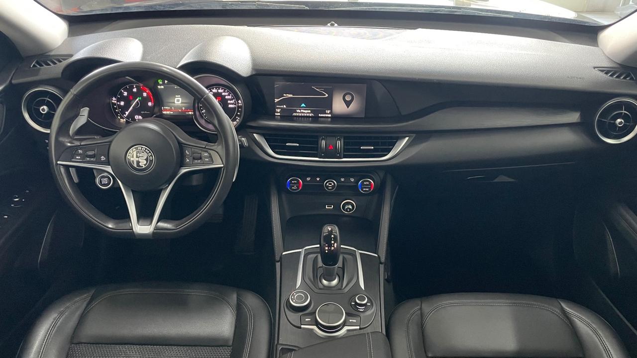 Alfa Romeo Stelvio 2.2 Turbodiesel 180 CV AT8 RWD Executive