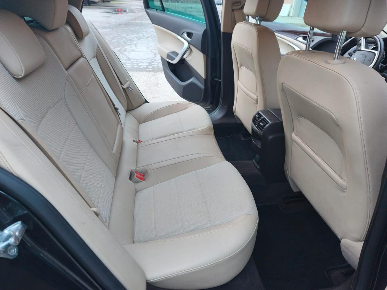 Opel Insignia Sw 2013----2.0 Diesel Automatica