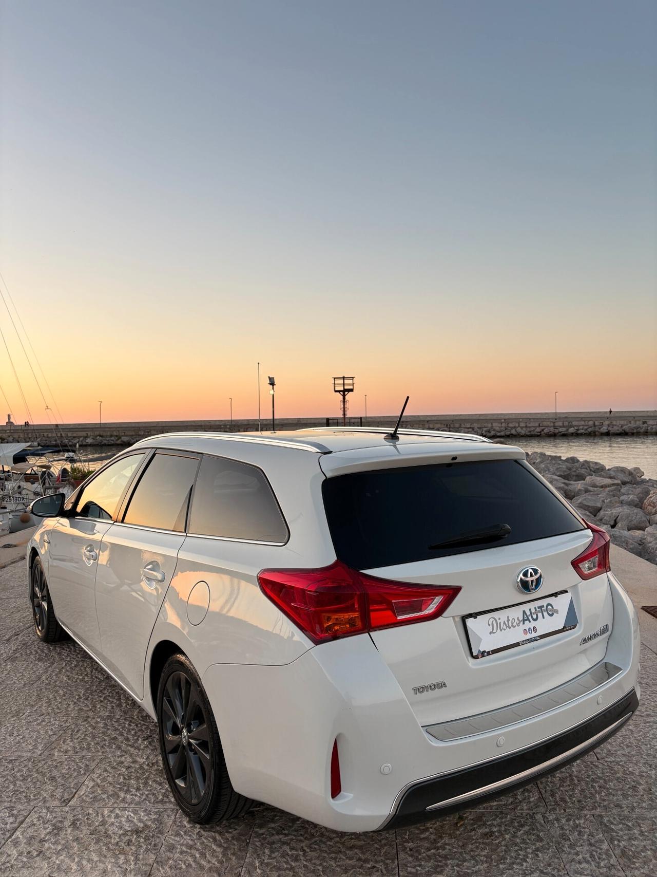 Toyota Auris 1.8 Hybrid batterie garantite