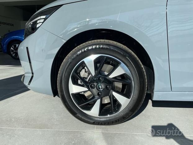 Opel Corsa-e 136 CV 5 porte