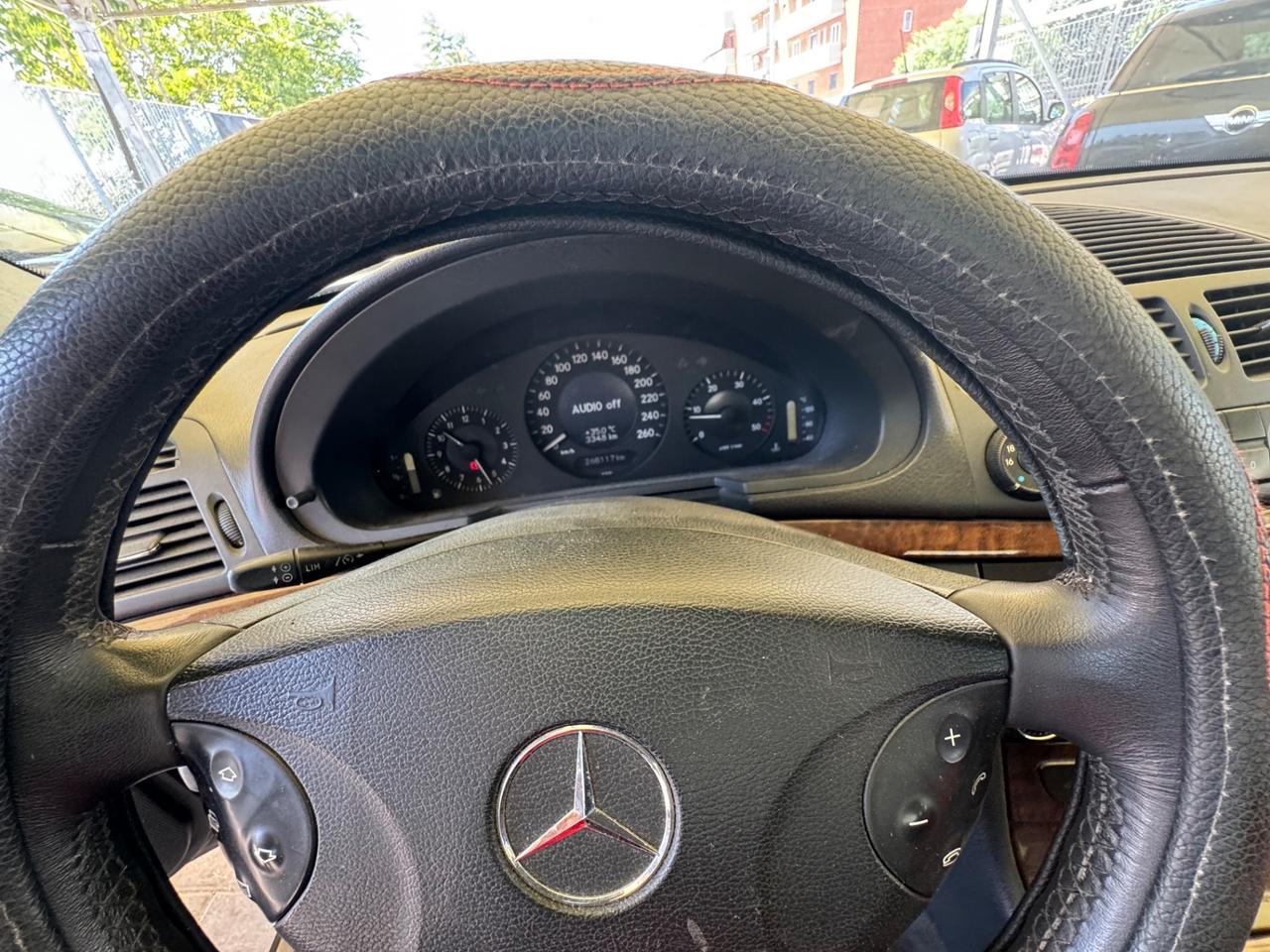 Mercedes-benz E 220 CDI cat Classic