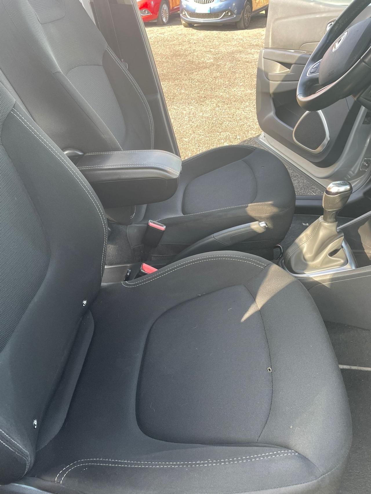 Renault Captur dCi 8V 90 CV Sport Edition2