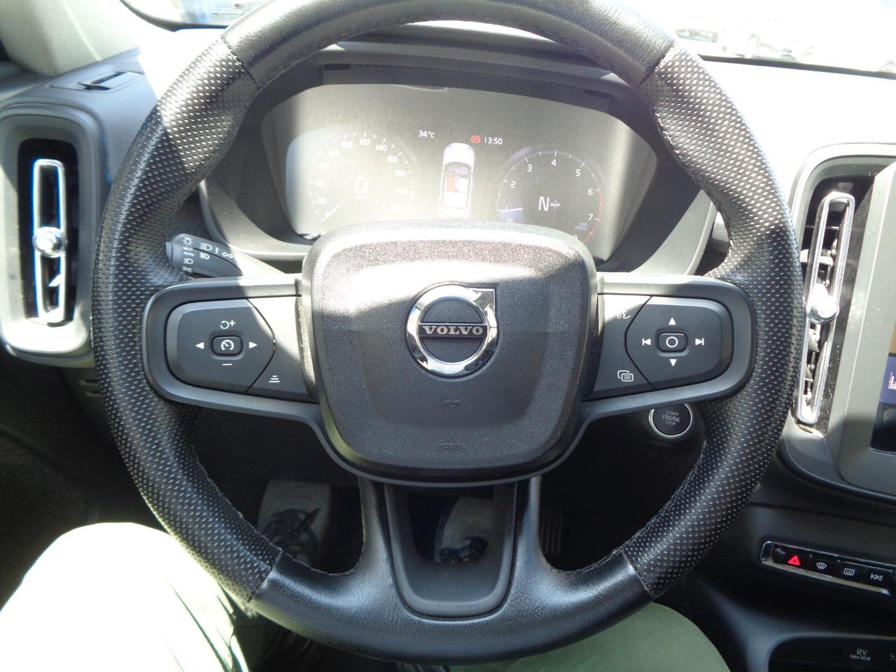 Volvo XC40 T3 Momentum