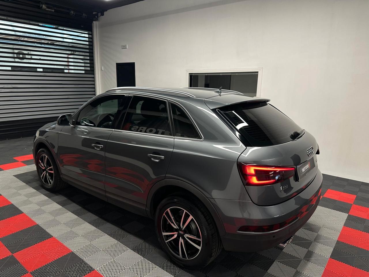 Audi Q3 2.0 TDI 120 CV Sport