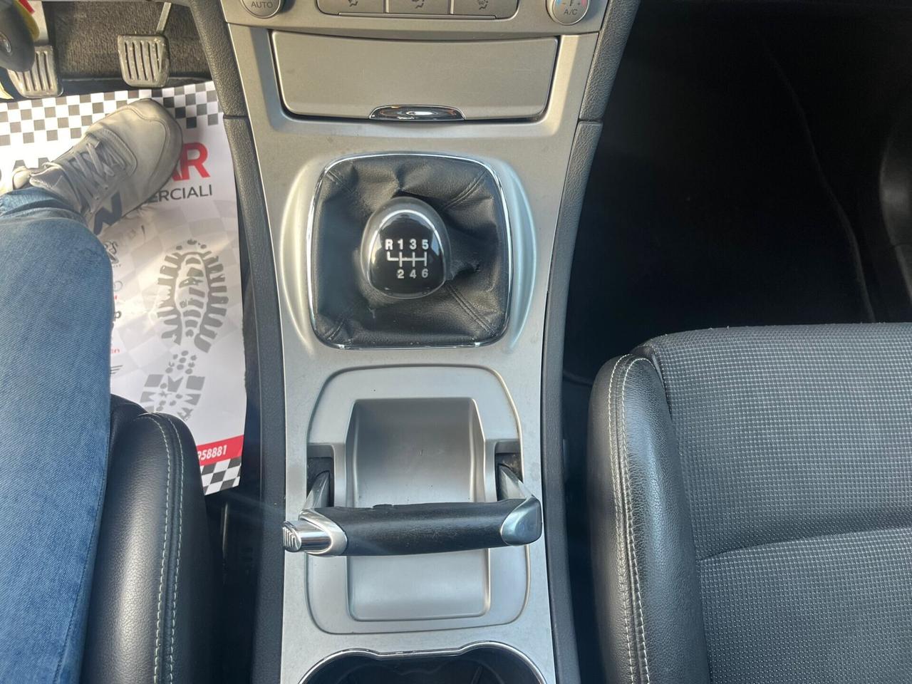 Ford S-Max 2.0 TDCi 140CV Titanium Unipro